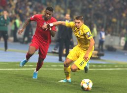 Playing moment of the match