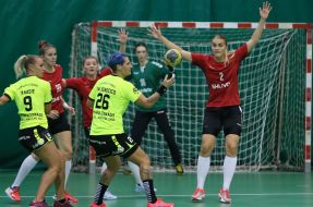 Playing moment of the match