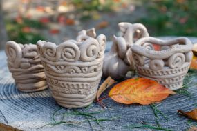 Изделия из глины посетителей мастер-класса