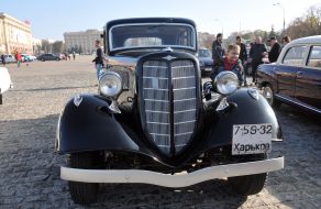 Выставка ретро-автомобилей