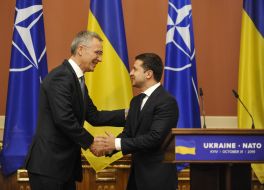 Volodymyr Zelenskiy and Jens Stoltenberg