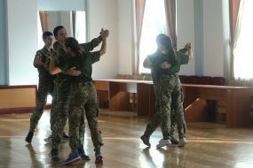 The cadets of the Kiev Military Lyceum are dancing in the hall