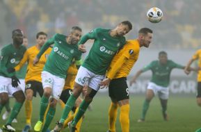 Playing moment of the match