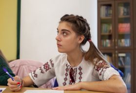 Участница радиодиктанта национального единства