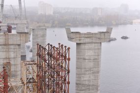Construction of a bridge across the Dnipro