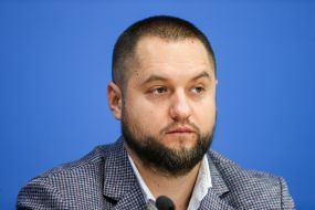 Артем Салихов