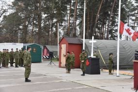 Канадские военные почтили память жертв Первой мировой войны