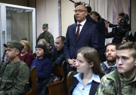 Андрей Парубий дает показания в Святошинском суде Киева