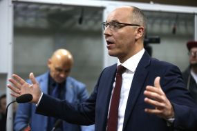 Андрей Парубий дает показания в Святошинском суде Киева