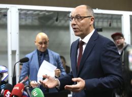 Андрей Парубий дает показания в Святошинском суде Киева