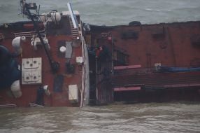 Rescue operation to evacuate the crew of the Delphi tanker