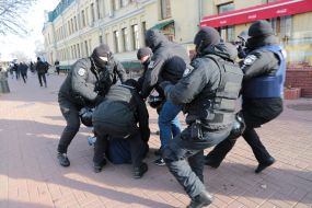 Полиция задержала правонарушителей - противников Транс-Марша