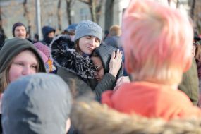 Участники марша памяти трансгендерных людей