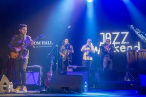 Members of the British Incognito band