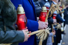 Лампадки и колоски пшеницы