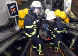 Навчання з гасіння пожеж в Харківському метрополітені