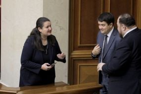 Оксана Маркарова, Дмитрий Разумков и Руслан Стефанчук