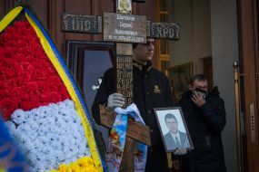 Церемония прощания с погибшим сотрудником ГСЧС Сергеем Шатохиным