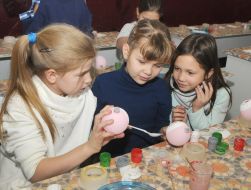 Майстер-клас з розпису ялинкової іграшки