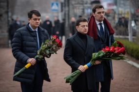 Dmytro Razumkov, Volodymyr Zelenskyy, Oleksiy Honcharuk