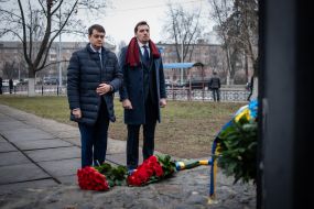 Dmytro Razumkov, Oleksiy Honcharuk