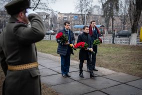 Dmytro Razumkov, Volodymyr Zelenskyy, Oleksiy Honcharuk