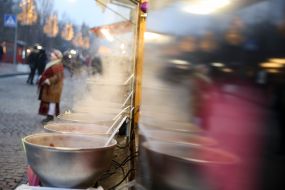 Продаж глінтвейну