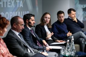 Participants in the discussion