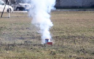 Демонстрация запуска новогоднего фейерверка