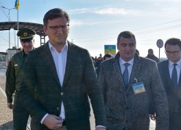 Дмитрий Кулеба на контрольном пункте "Каланчак"