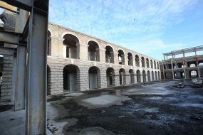 Гостиний двір у Києві