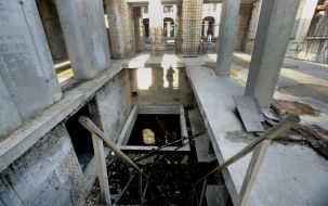 Hostynnyi Dvir (Kiev)