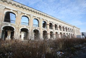 Гостиний двір у Києві