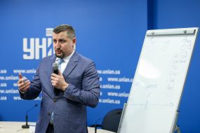 Владислав Добош