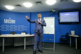 Владислав Добош