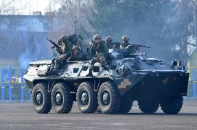 Показательные выступления десантников