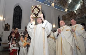 Christmas worship in Kharkiv