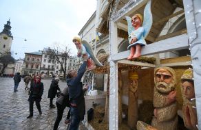 Anton Lubiy sets angel