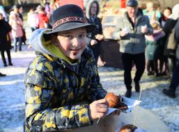 Мальчик в шляпе