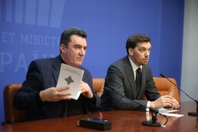 Oleksiy Danilov, Oleksiy Honcharuk