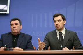 Oleksiy Danilov, Oleksiy Honcharuk