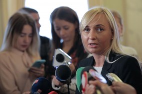 Oleksandra Ustynova answers the journalists' questions