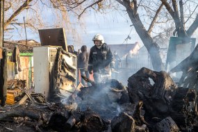 Elimination of fire in the house