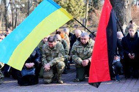 A moment of silence for the dead at the Donetsk airport