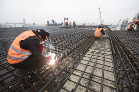 Construction of the Podolsk-Voskresensky bridge