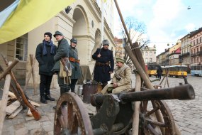Theatrical historical reconstruction of the Fight for the Kruty Station in Lviv