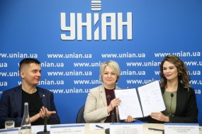 Vitaliy Deyneha, Oksana Kolyada, Marharyta Hodun