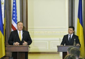 Mike Pompeo and Volodymyr Zelenskiy