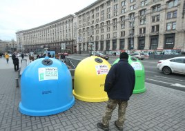 Containers for separate sorting of garbage