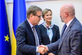 Ronald Pofalla, Zhelko Marchek